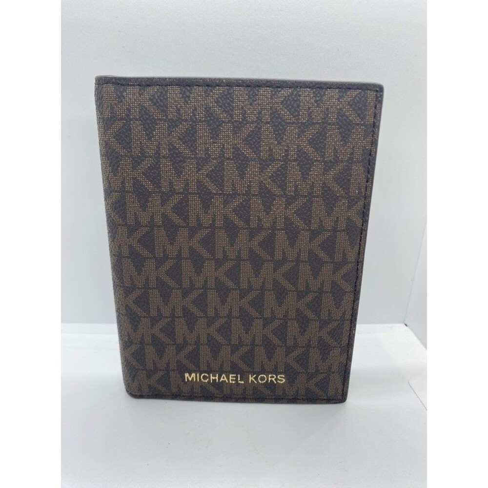 NWOT Michael Kors Jet Set Travel Passport Holder Wallet - Brown